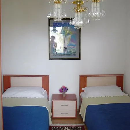 Διαμέρισμα Ana *