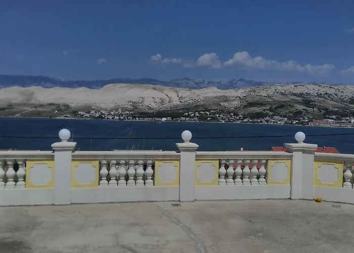 Apartamento Ana Pag Town